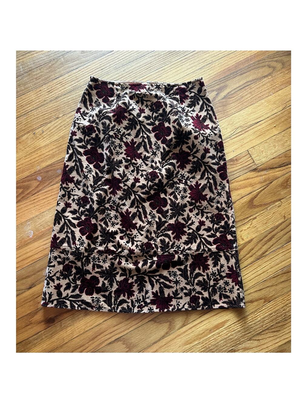 Sophisticated Harold Maroon Floral Pencil Skirt Tailored Chic Size 2
